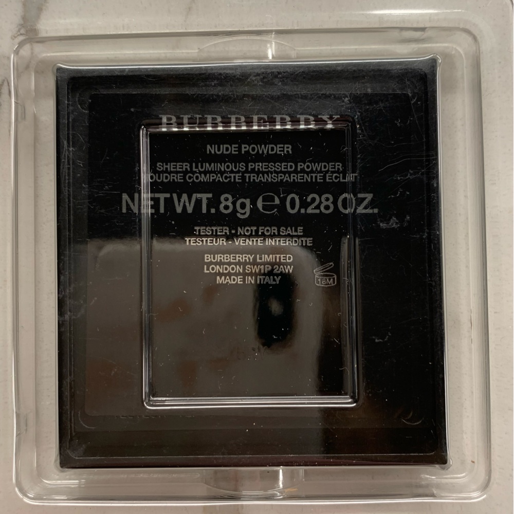 BURBERRY Sheer Pressed Powder - Picture 2 of 3